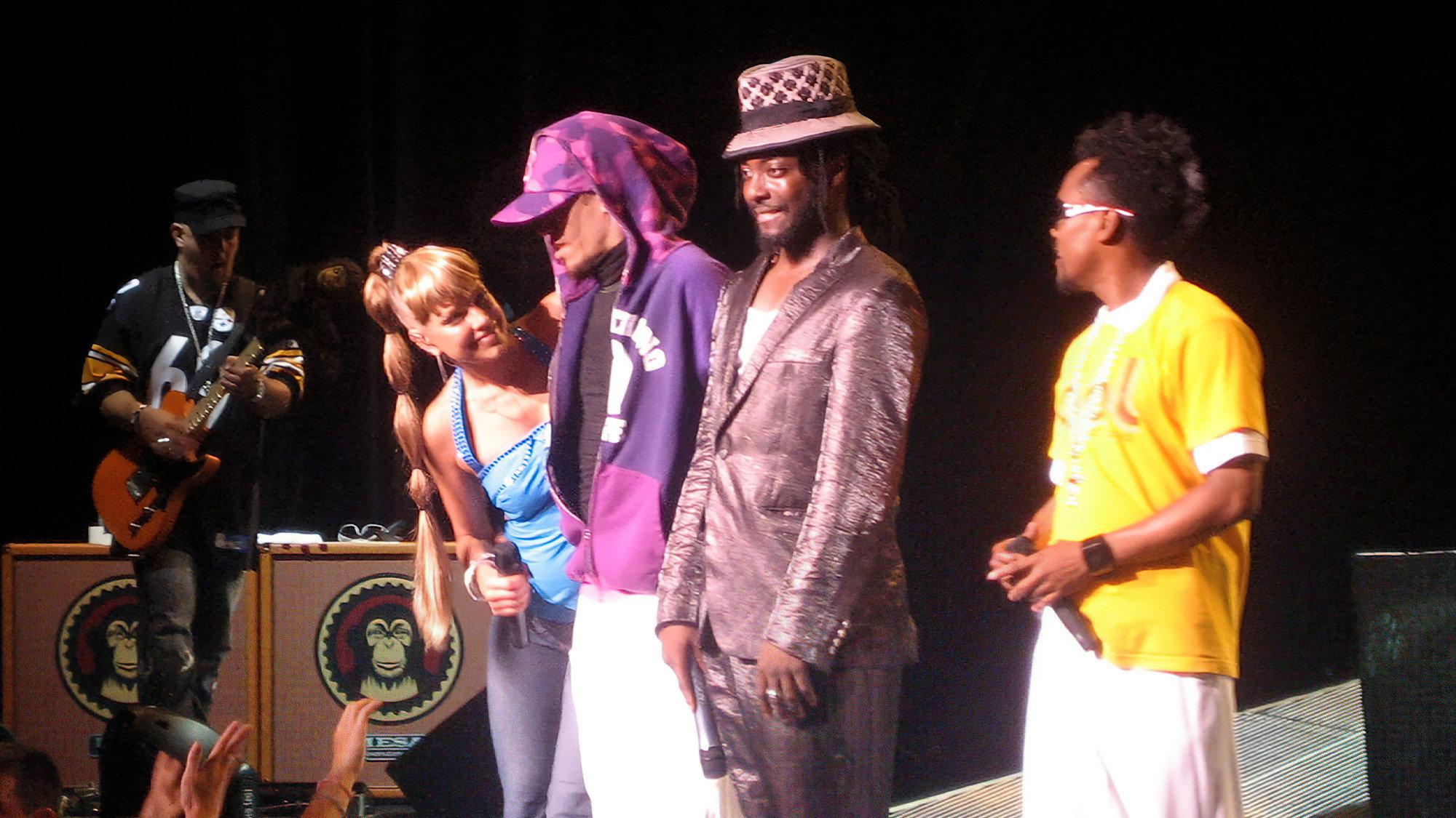 The Black Eyed Peas: Live from Sydney to Vegas 2006 movie scene