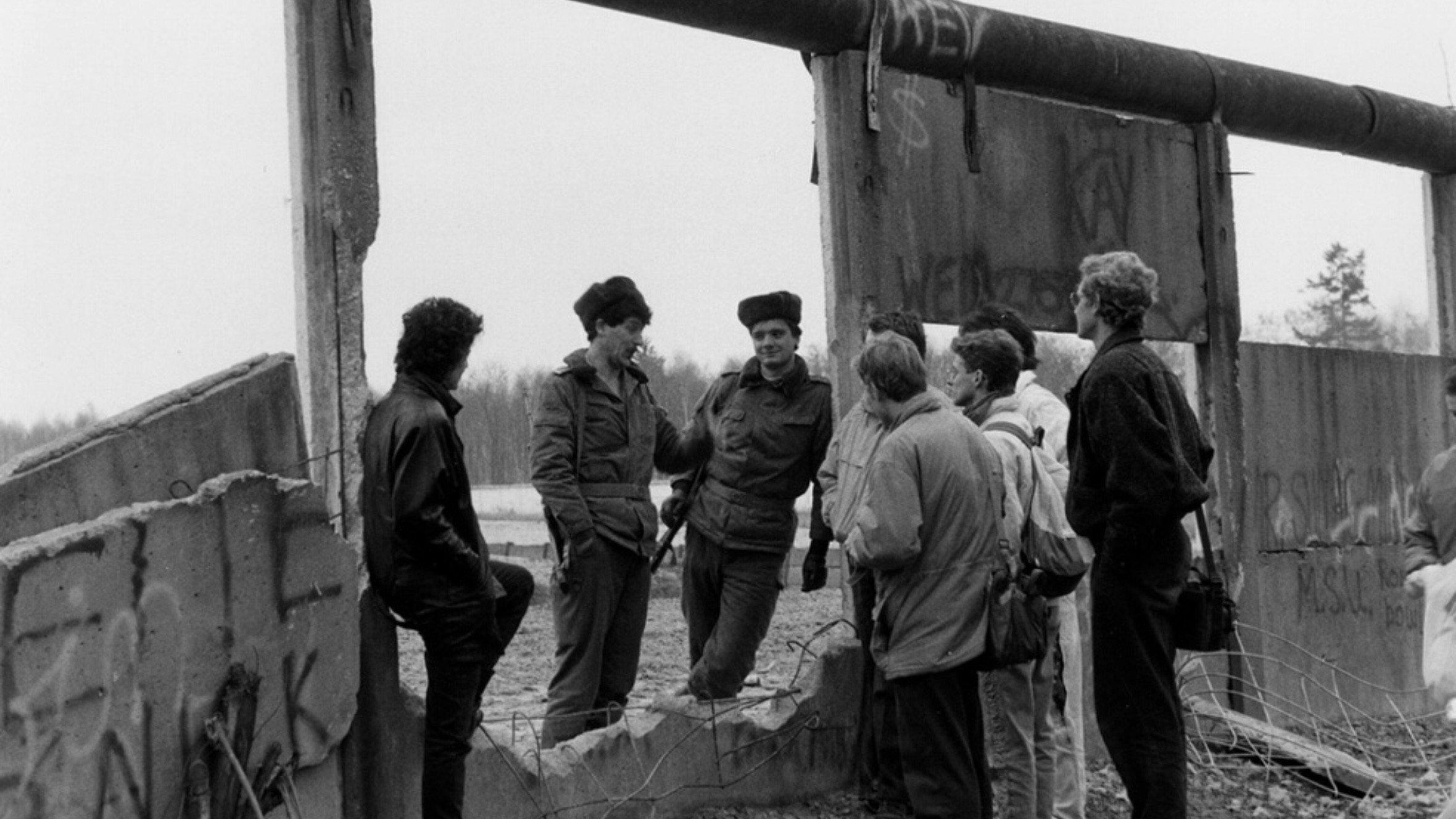 Countdown 1990 movie scene