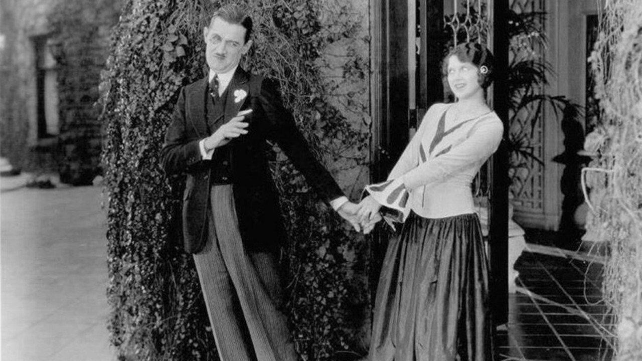 Are Brunettes Safe? 1927 movie scene