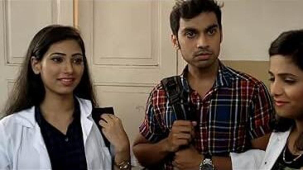 Friendship Band 2018 movie scene