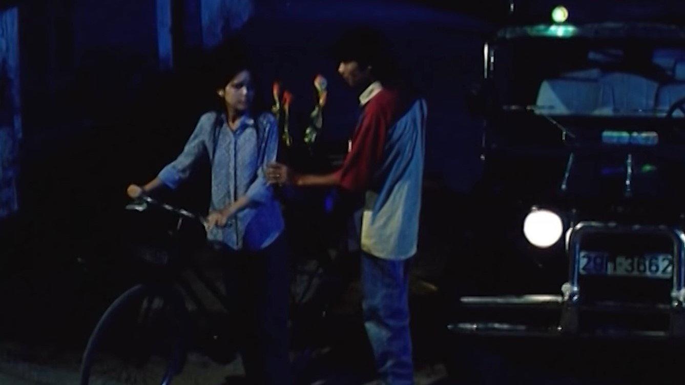 The Landfill King 2002 movie scene