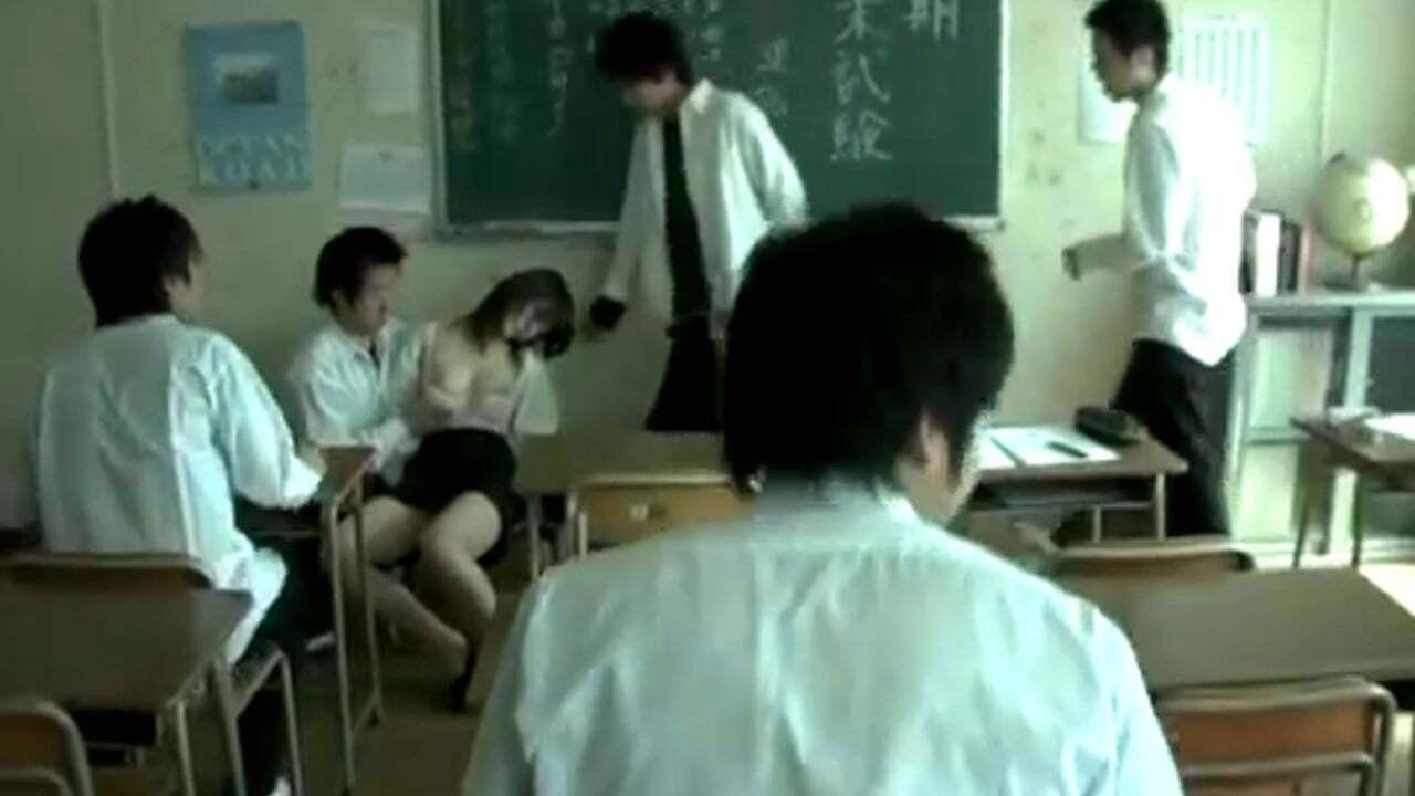 Miss Lady Professor 2006 movie scene