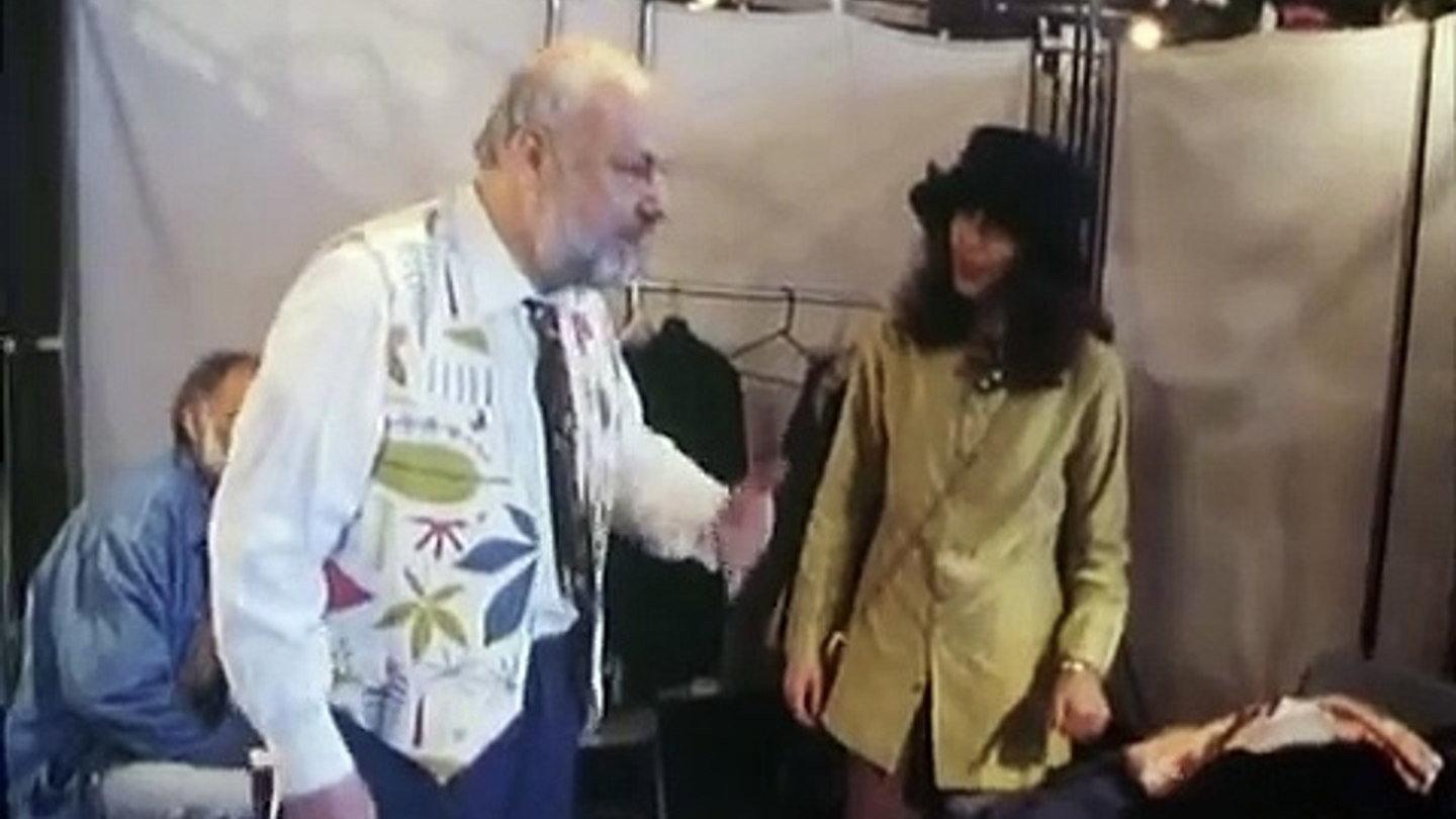 Hole in the Soul 1994 movie scene