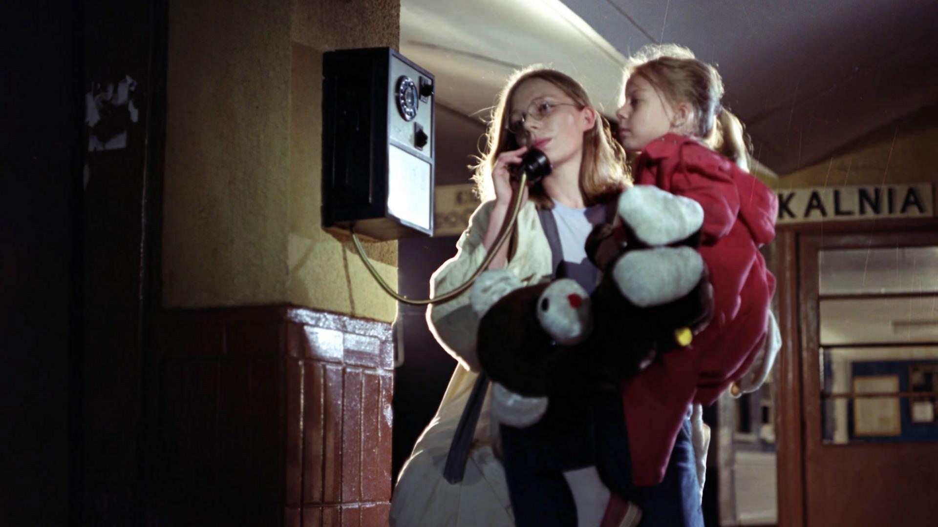 Decalogue VII 1989 movie scene