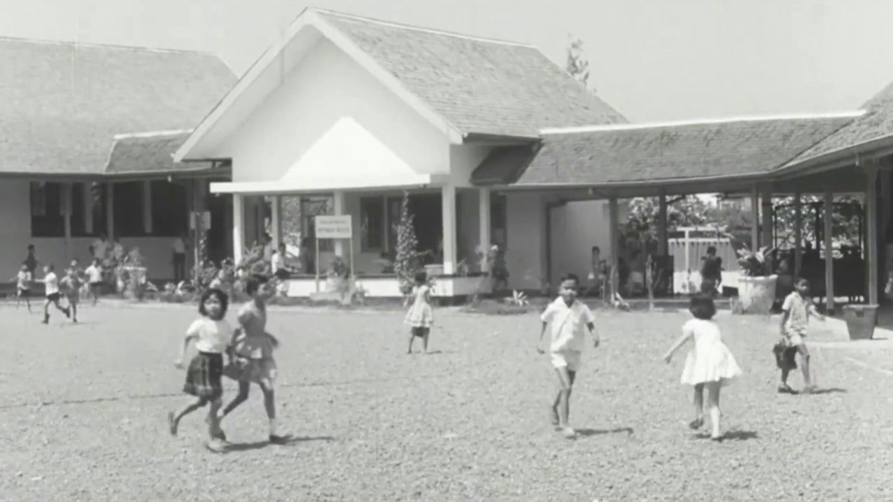 The Little Stars 1963 movie scene