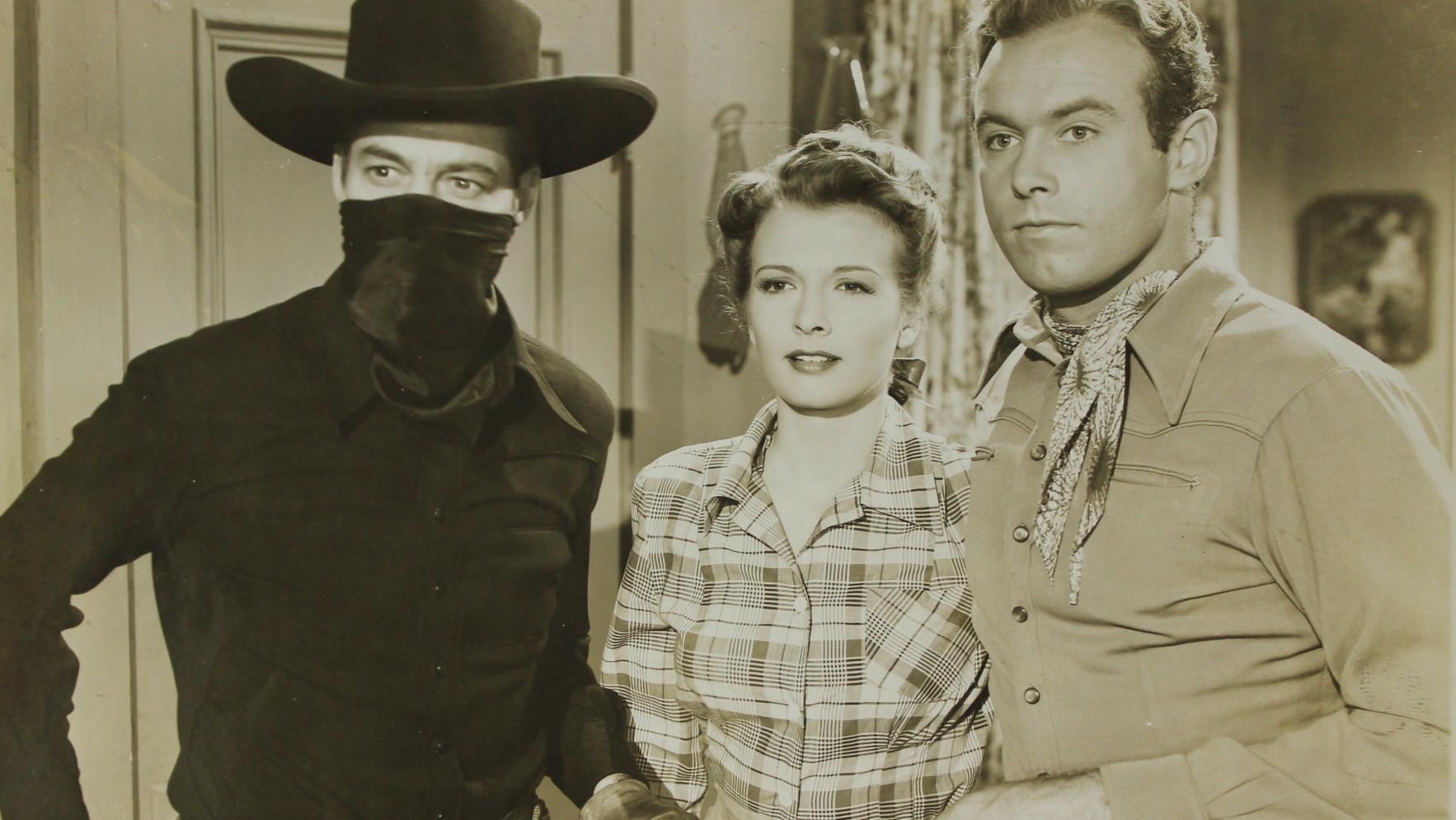 Outlaws of the Rockies 1945 movie scene