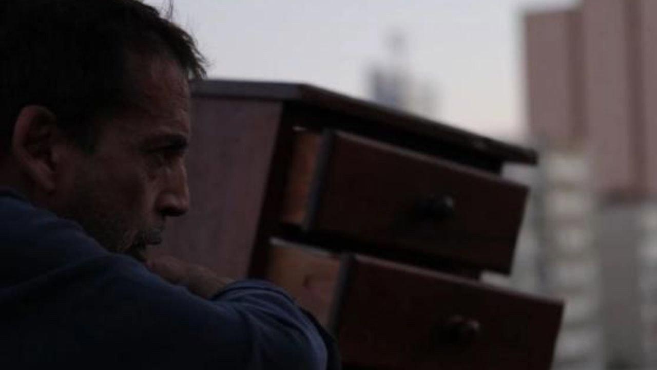 Drawer 2010 movie scene
