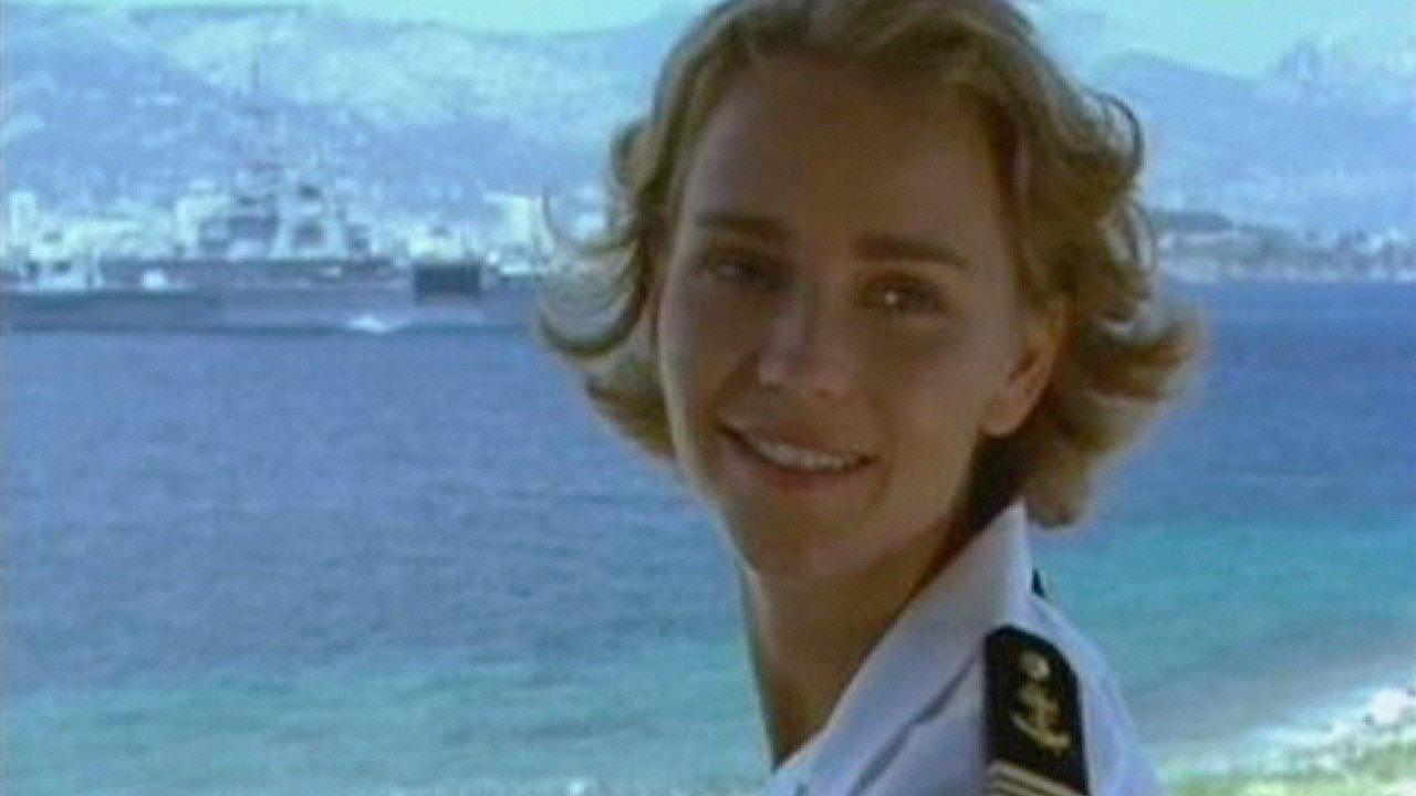 Une fille dans l'azur 2001 movie scene