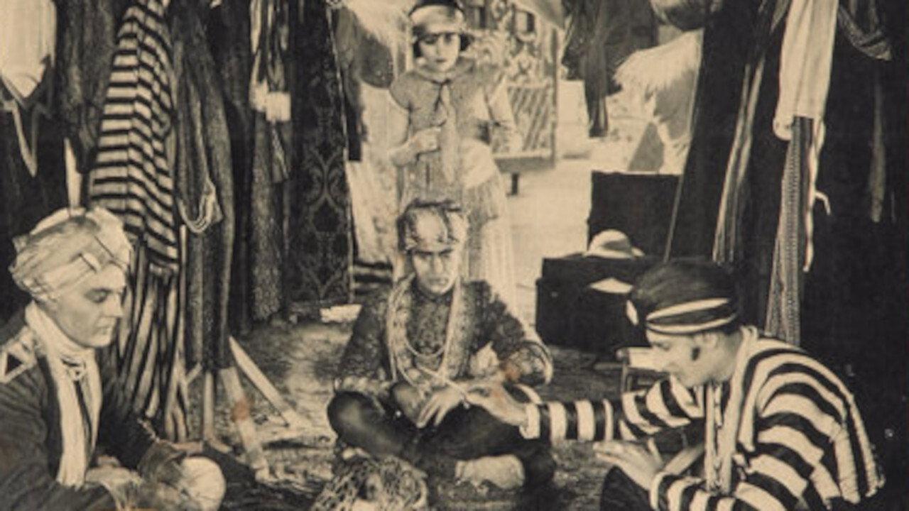 The Great Circus Mystery 1925 movie scene