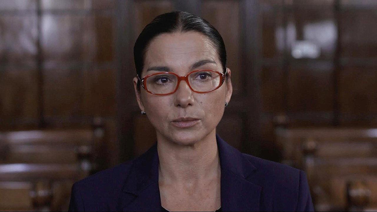 Victoria Rosana Maite 2016 movie scene