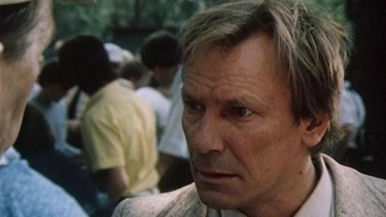 Friend 1988 movie scene