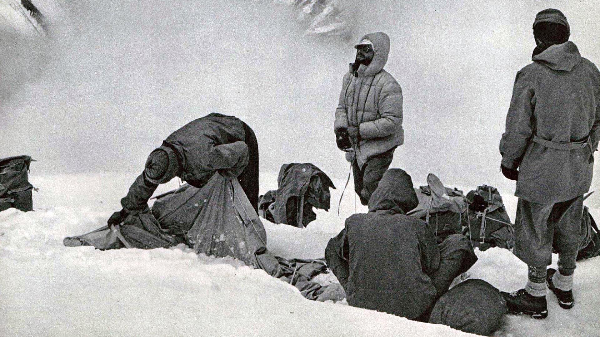 Himalayan Epic 1951 movie scene