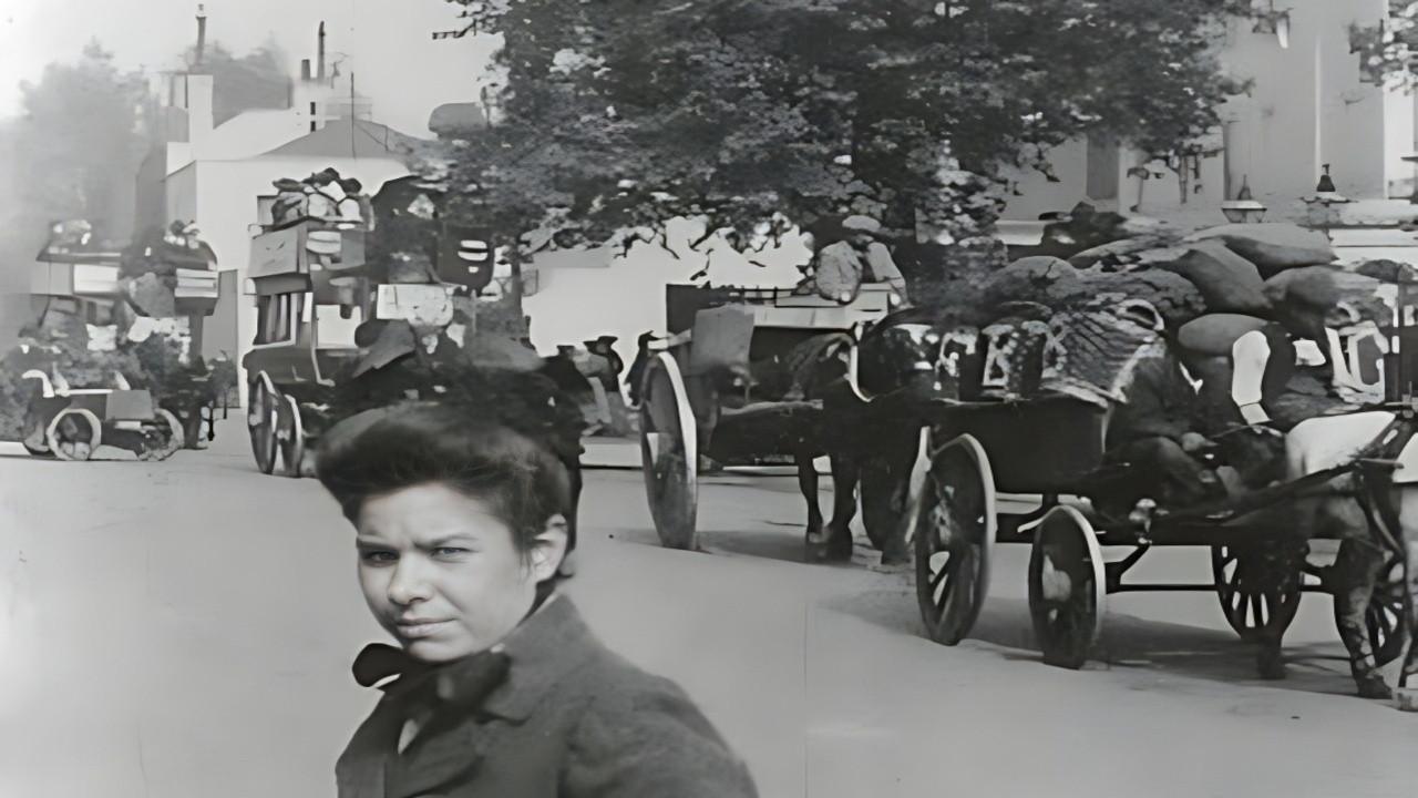 Living London 1904 movie scene