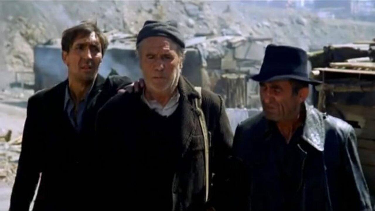 Tiempo de silencio 1986 movie scene