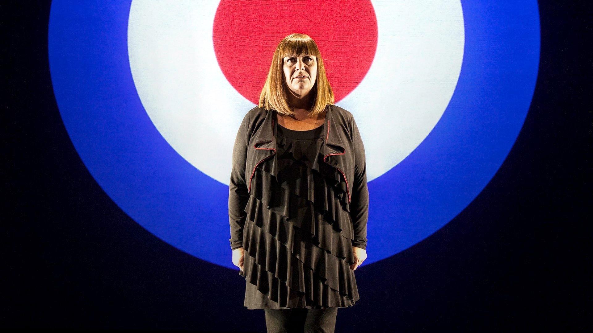 Dawn French Live: 30 Million Minutes 2016 movie scene