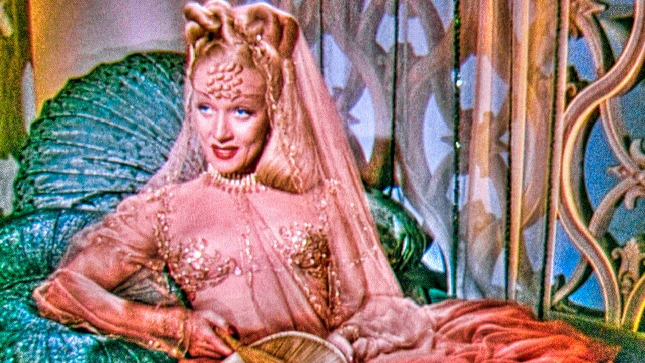 Kismet 1944 movie scene
