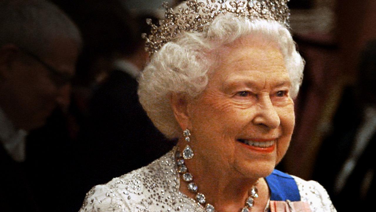 The Queen At 90 2016 movie scene