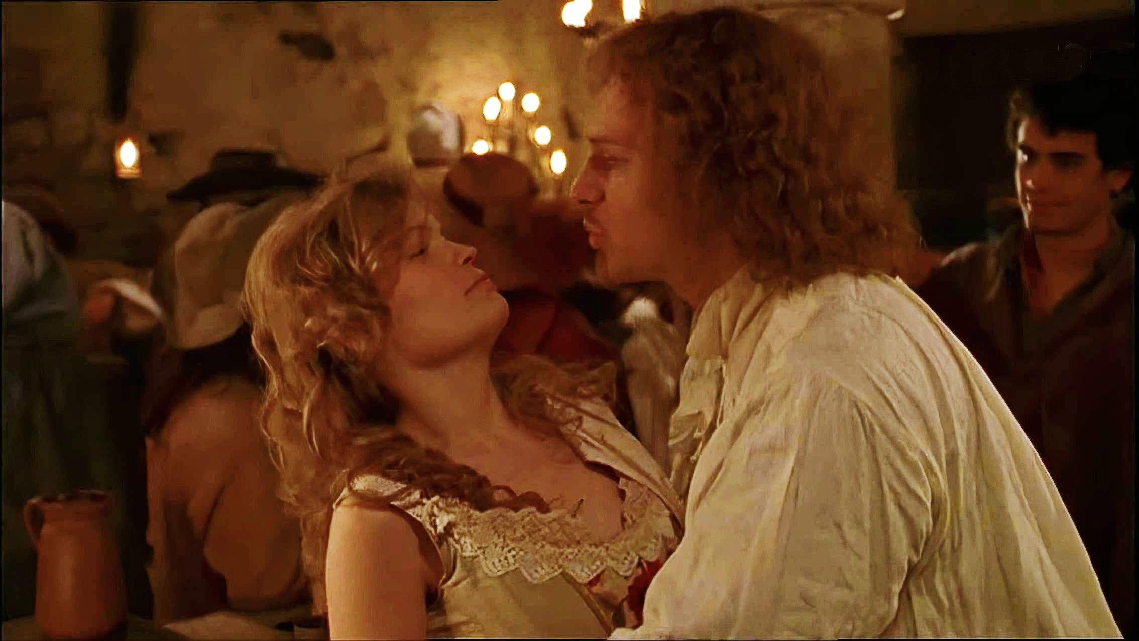 Julie, chevalier de Maupin 2005 movie scene