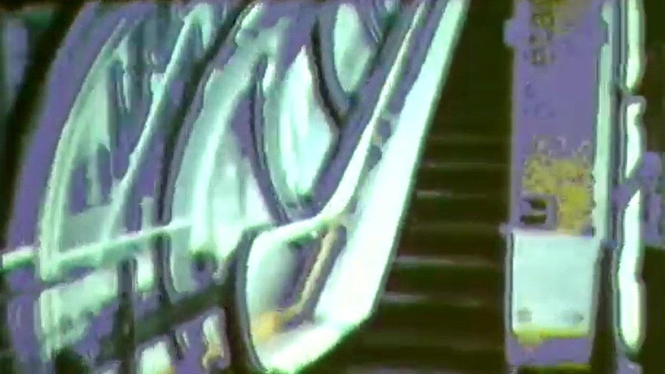 Escal 1982 movie scene