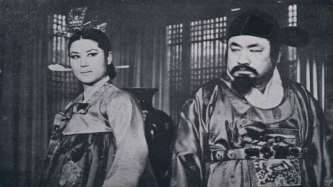 The Sino-Japanese War and Queen Min the Heroine 1965 movie scene