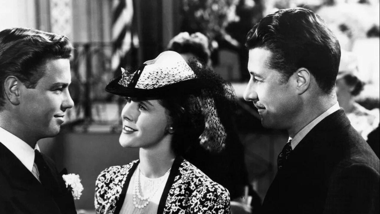 Happy Land 1943 movie scene
