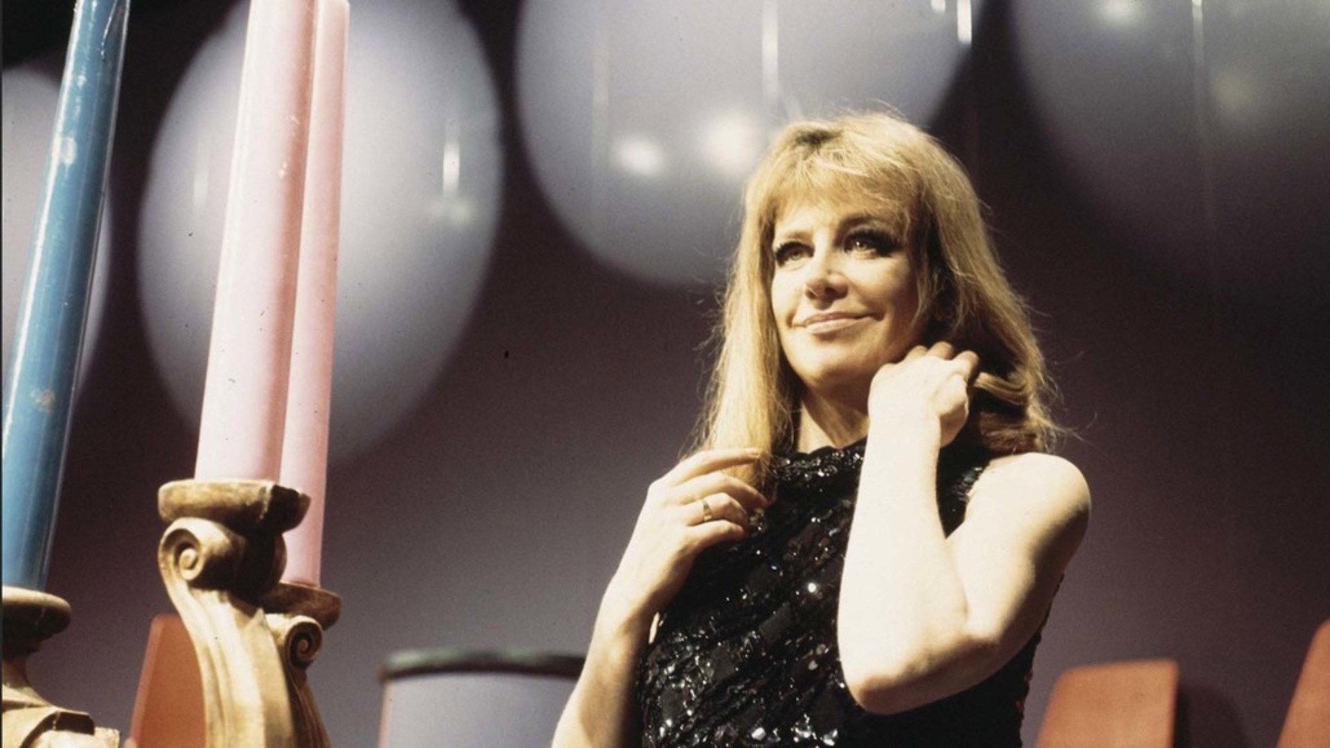So oder so ist das Leben – Hildegard Knef 2025 movie scene