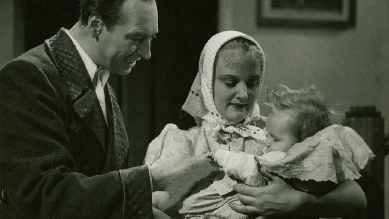 Katyi 1942 movie scene