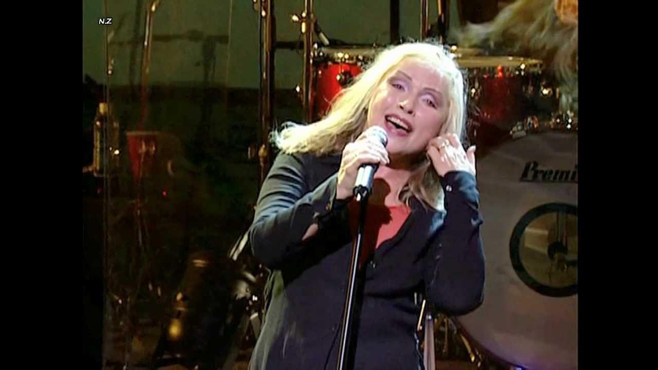 Blondie - Live in New York 1999 movie scene