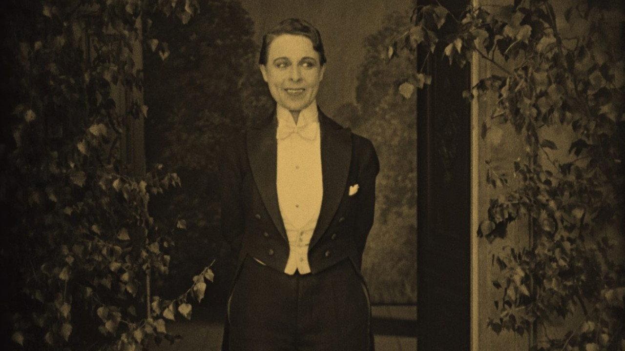 The Girl in Tails 1926 movie scene