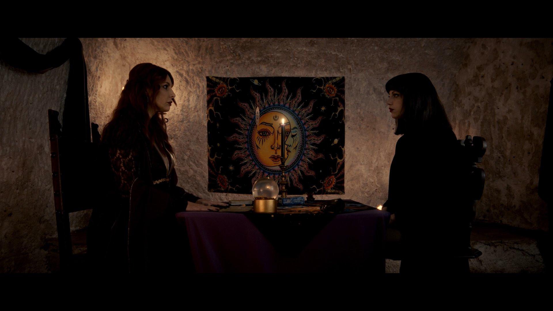 Ti leggo il futuro 2026 movie scene