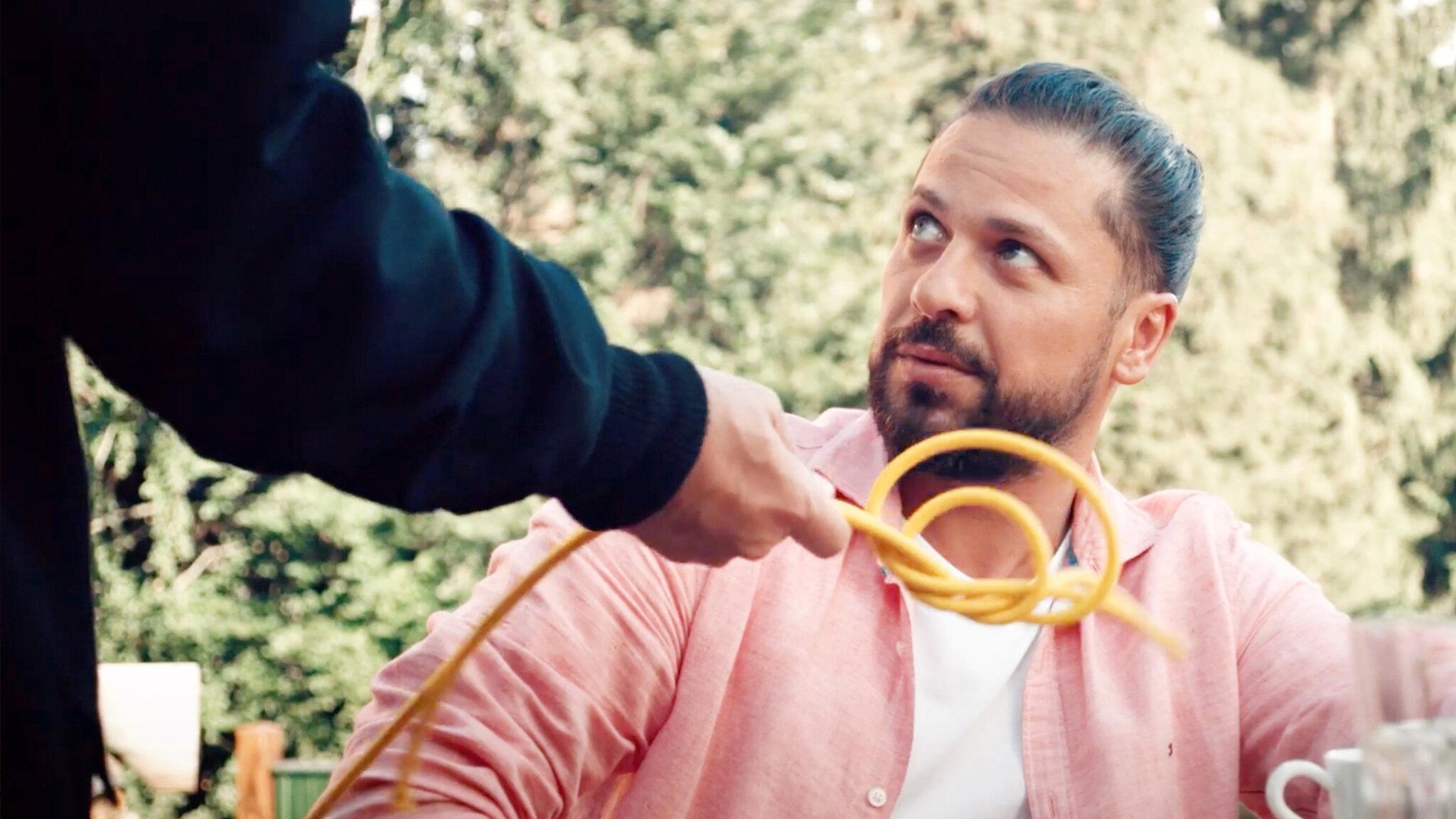 The Rope 2022 movie scene