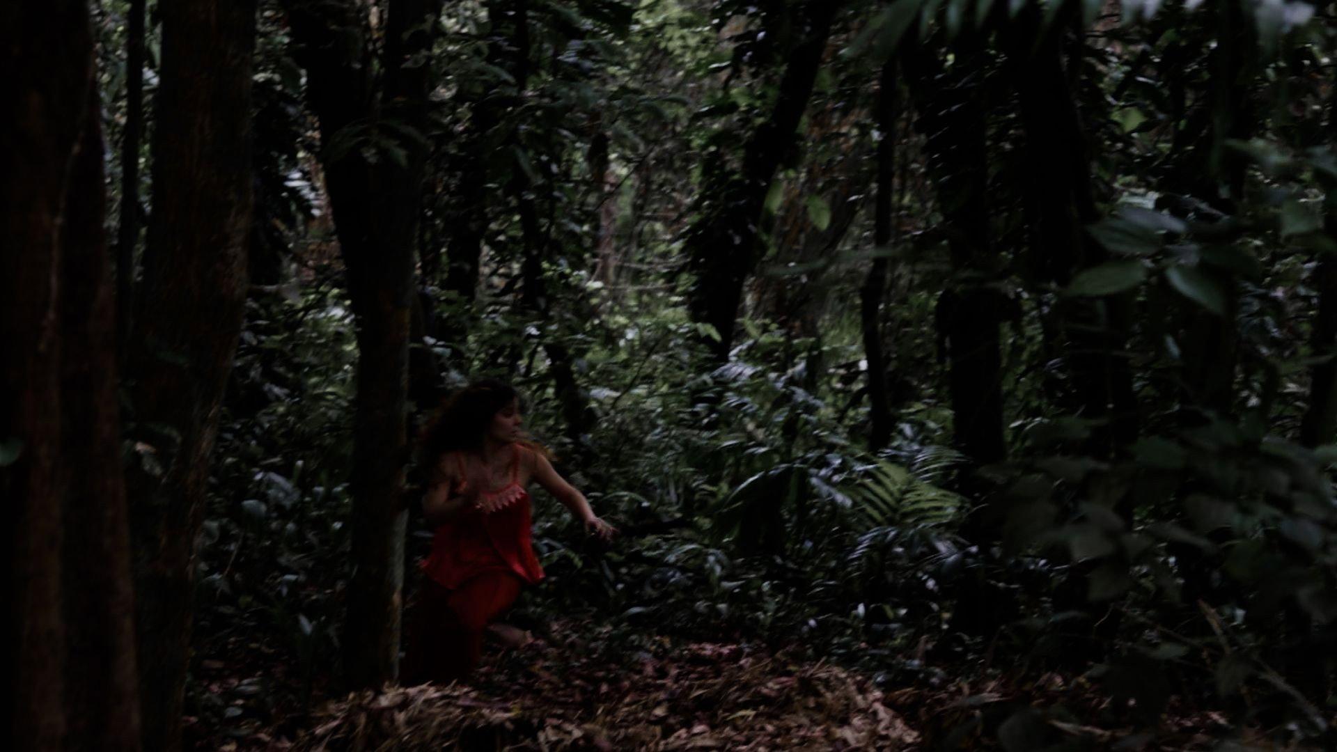 Assombrada 2024 movie scene