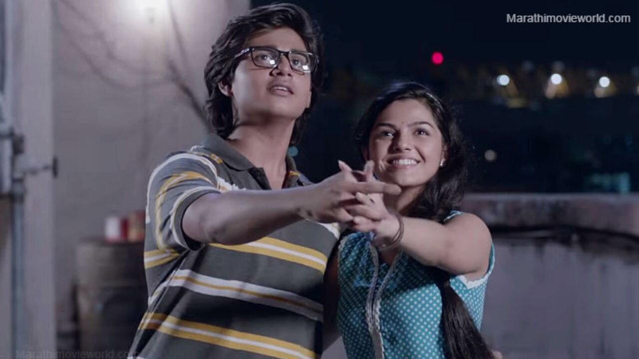 Ti Saddhya Kay Karte 2017 movie scene
