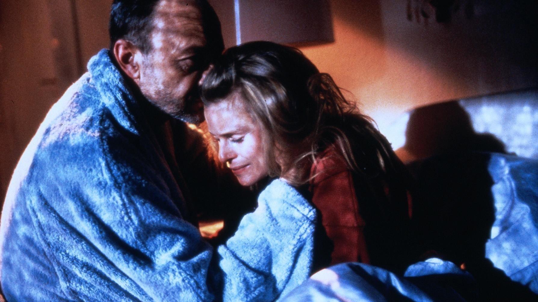 Ehebruch - Eine teuflische Falle! 1996 movie scene