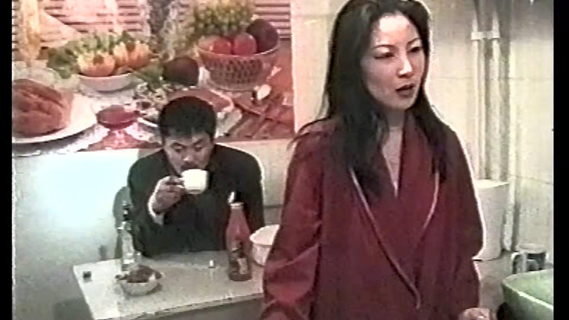 Tearless Love 2001 movie scene