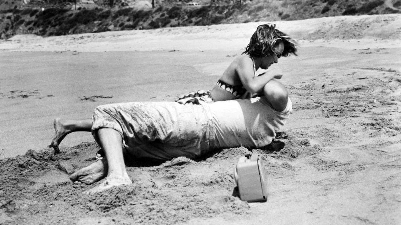 Shack Out on 101 1955 movie scene