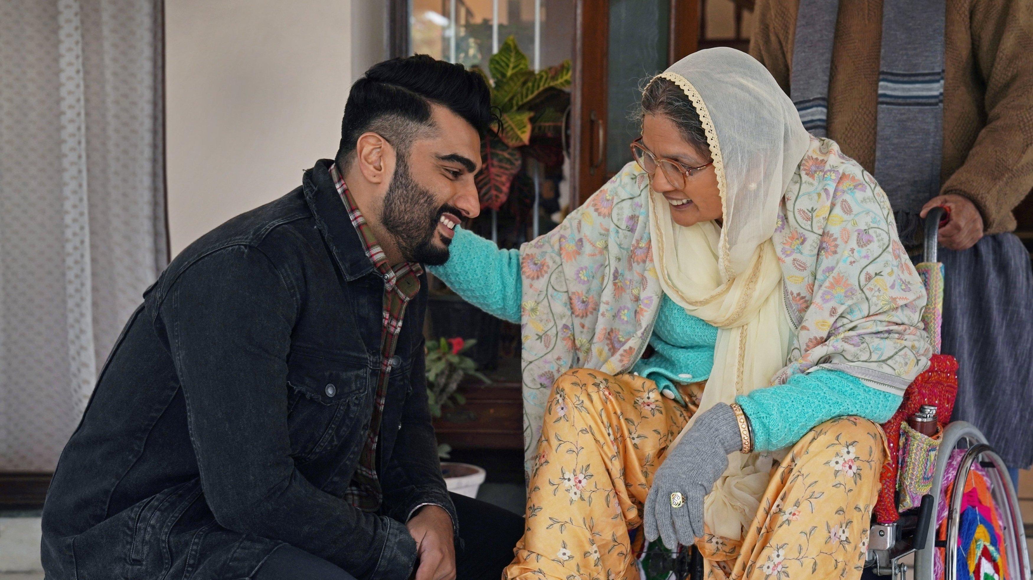Sardar Ka Grandson 2021 movie scene
