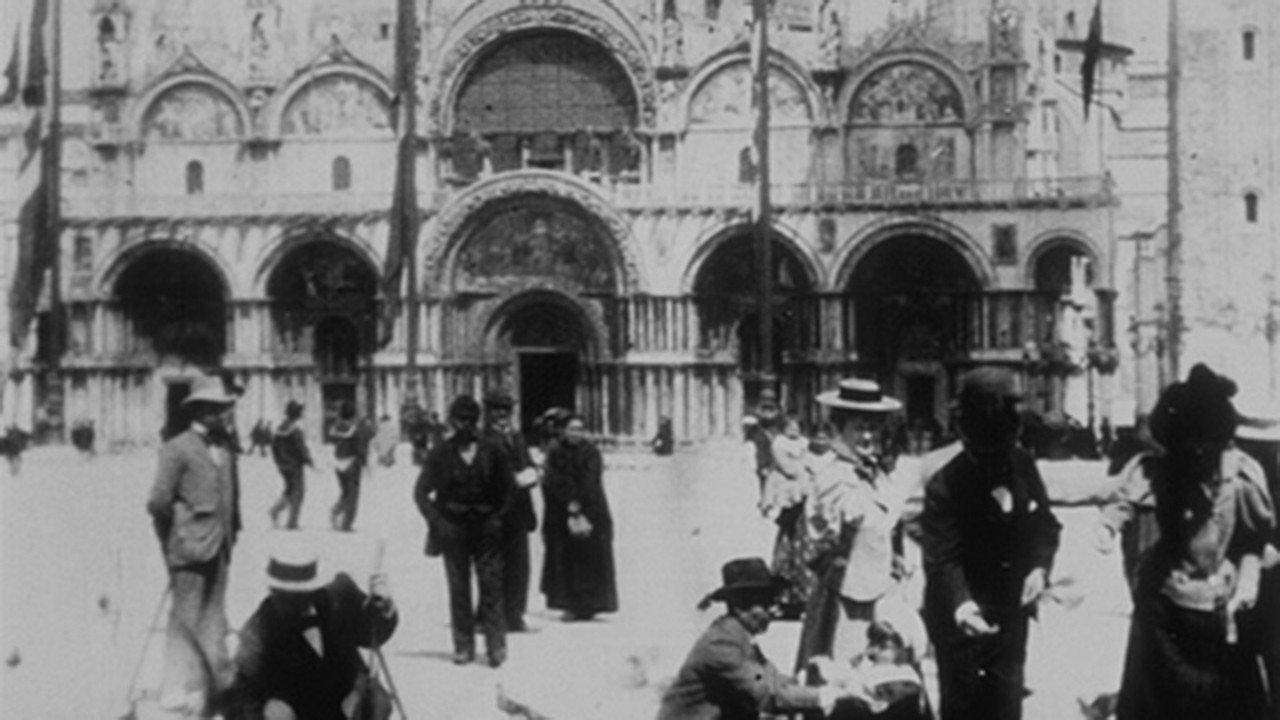 Venise : place Saint-Marc 1897 movie scene
