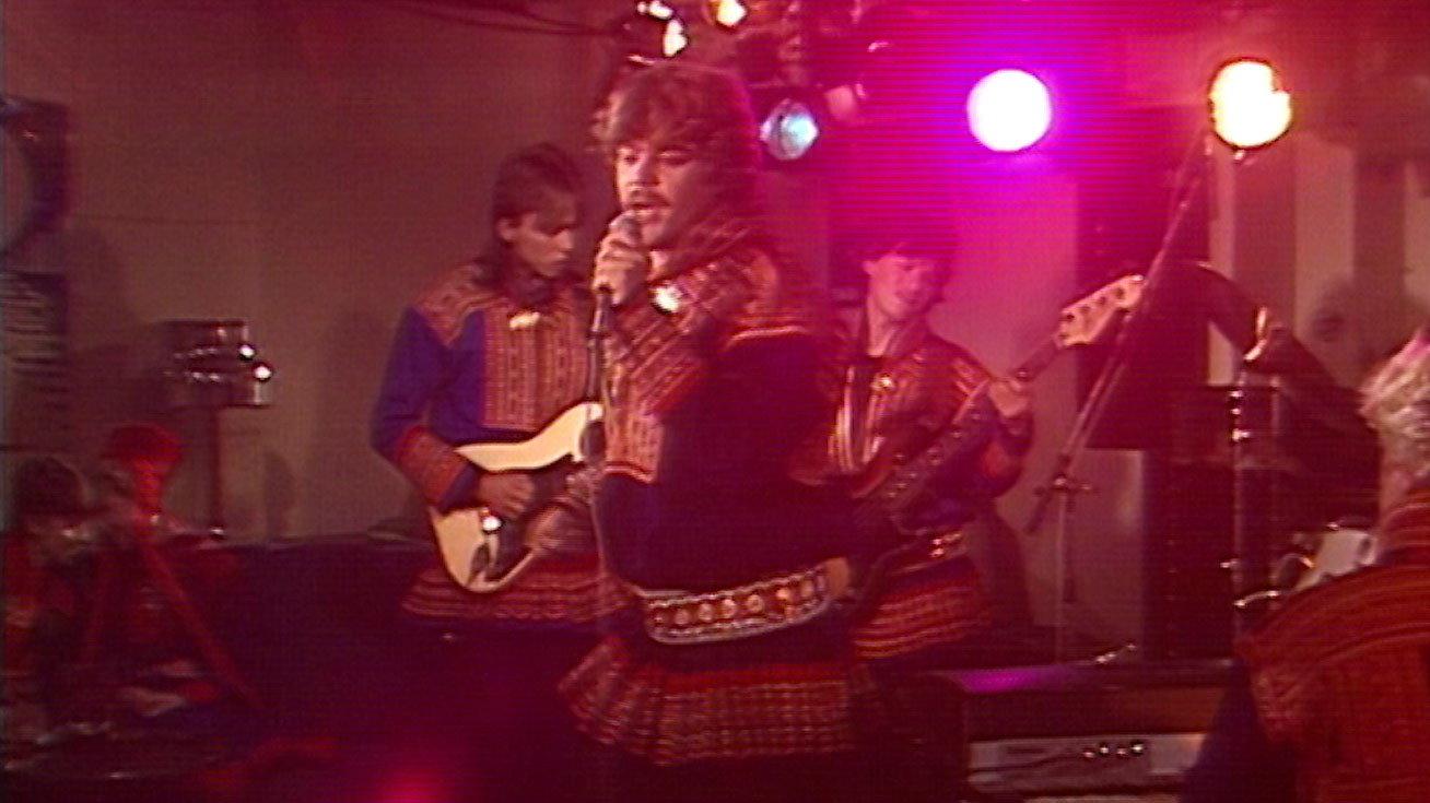 Fra lavvo til disco 1985 movie scene