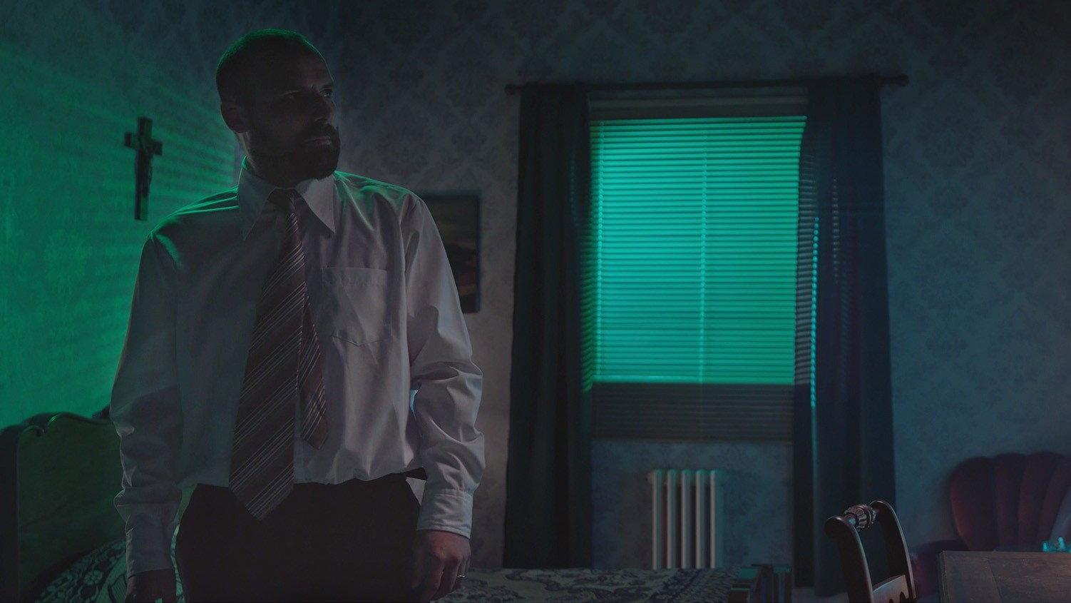 Reverso 2019 movie scene