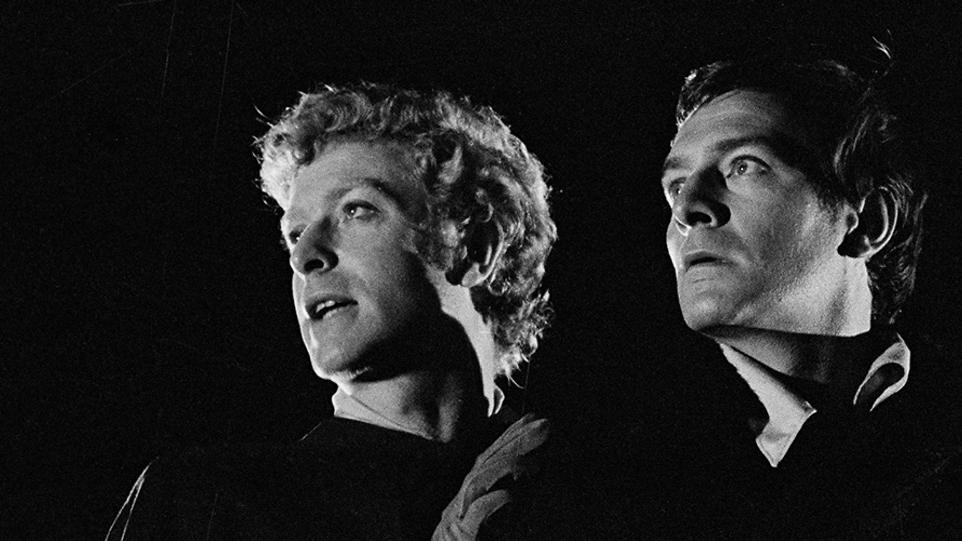 Hamlet at Elsinore 1964 movie scene