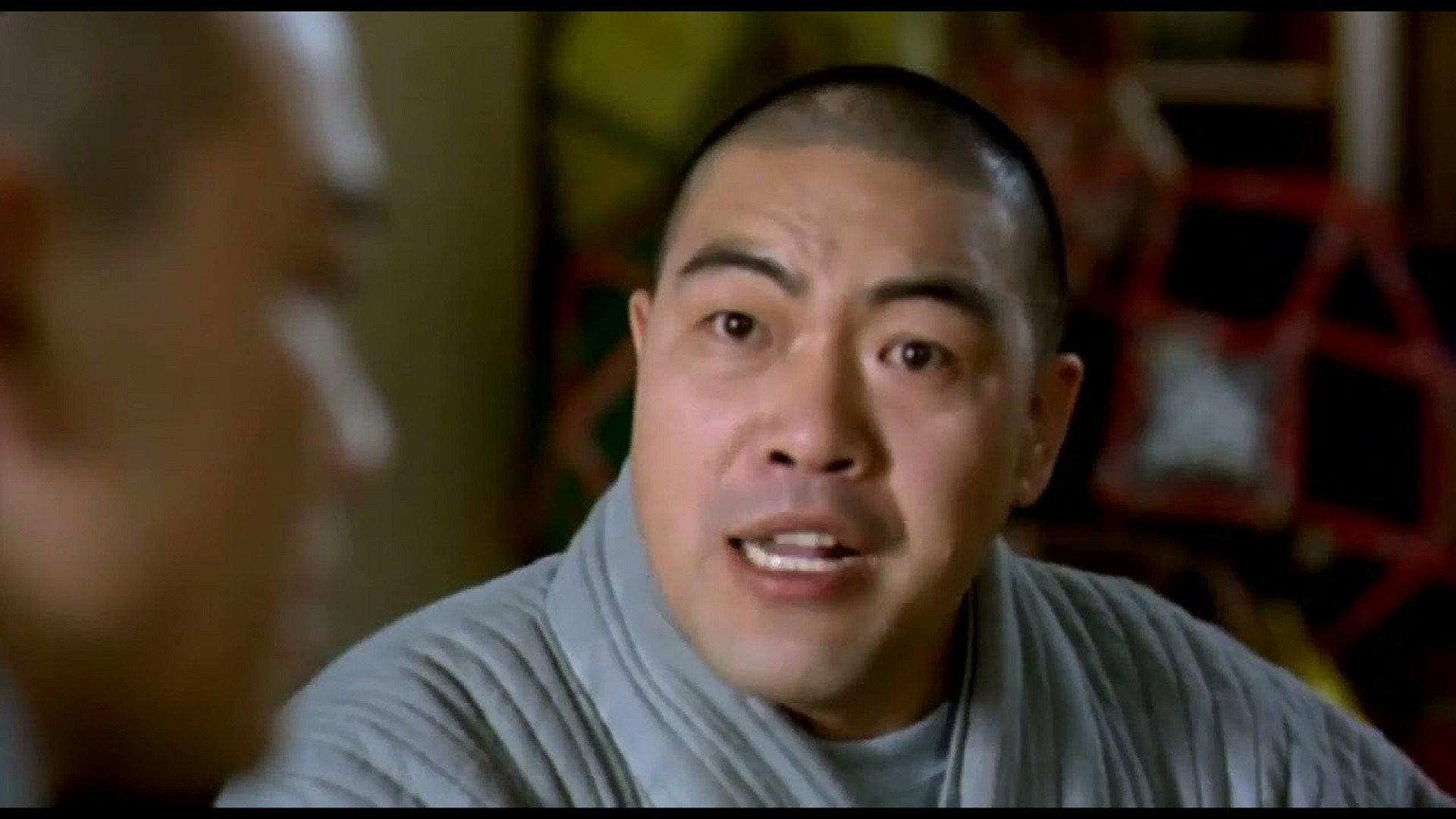 Hi, Dharma 2: Showdown In Seoul 2004 movie scene