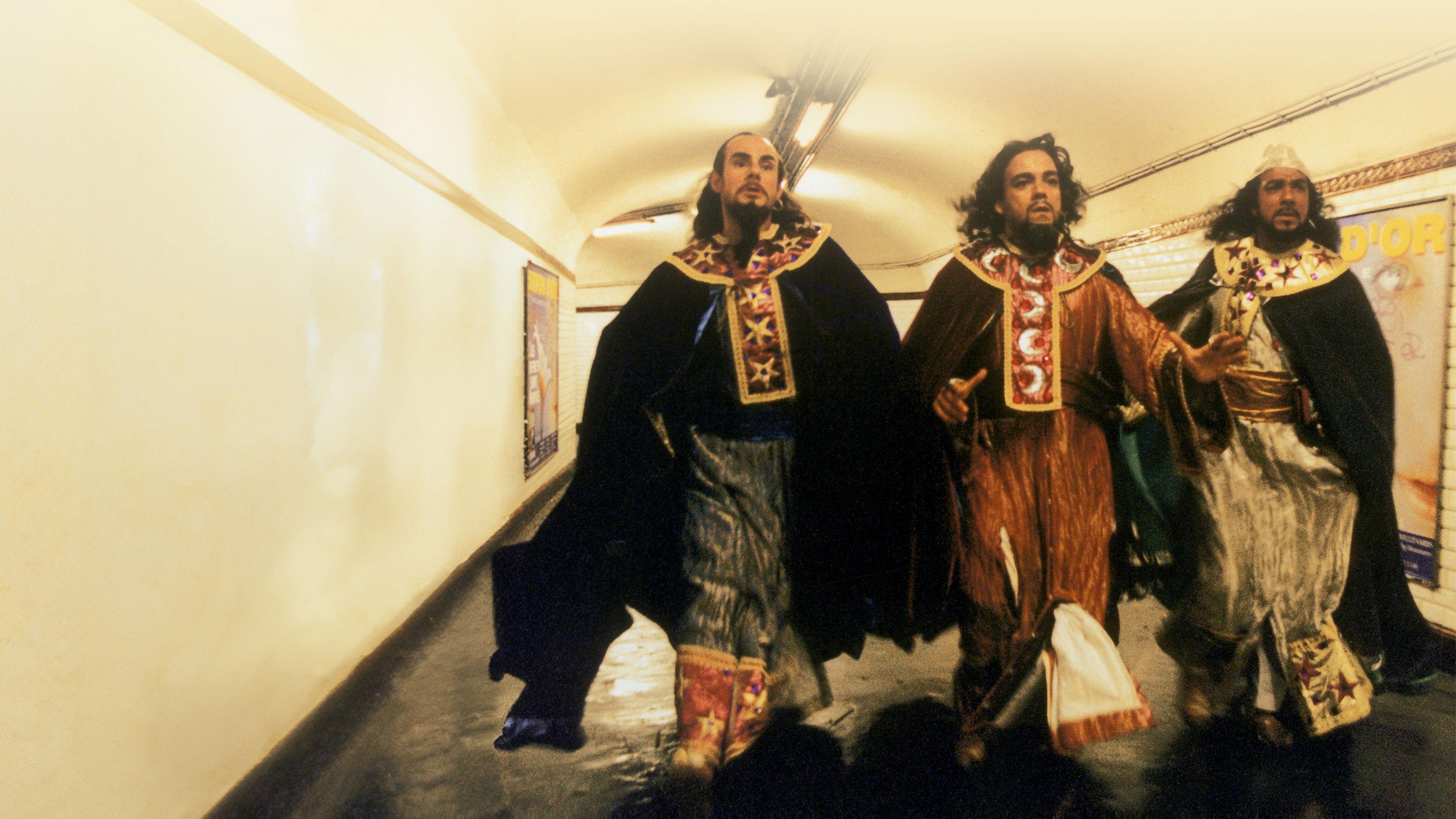 The Three Kings 2001 movie scene
