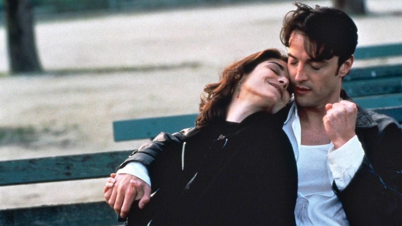 Nina Takes a Lover 1995 movie scene