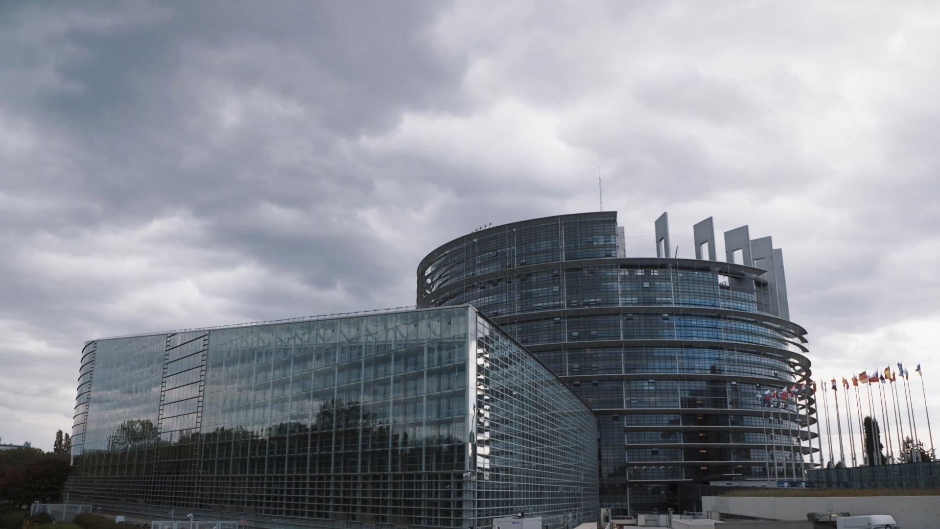 Gekaufte Politik? Europa in der Korruptionskrise 2024 movie scene