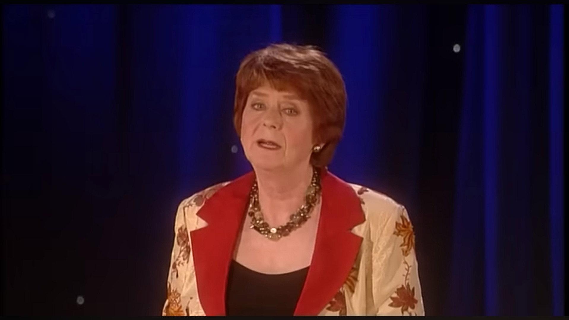 Pam Ayres Word Perfect 2011 movie scene