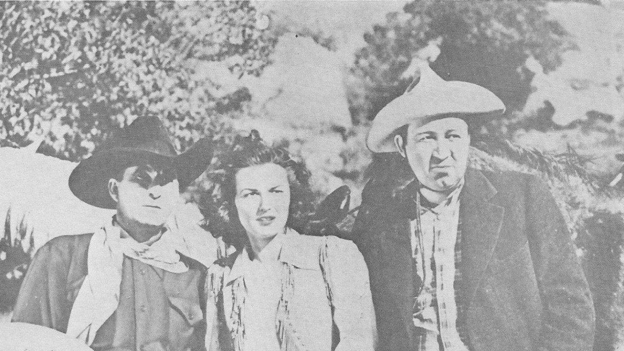 Outlaws of the Rio Grande 1941 movie scene