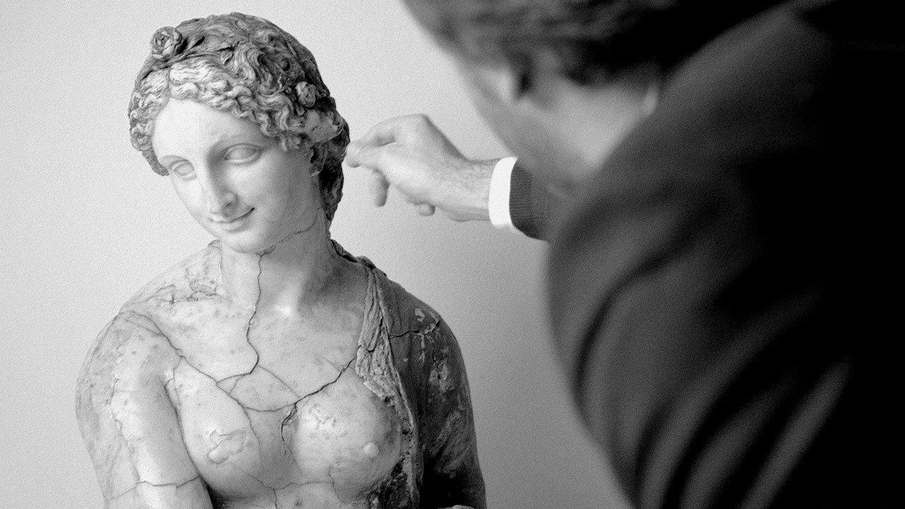 Leonardo da Vinci and the Bust of Flora 2020 movie scene
