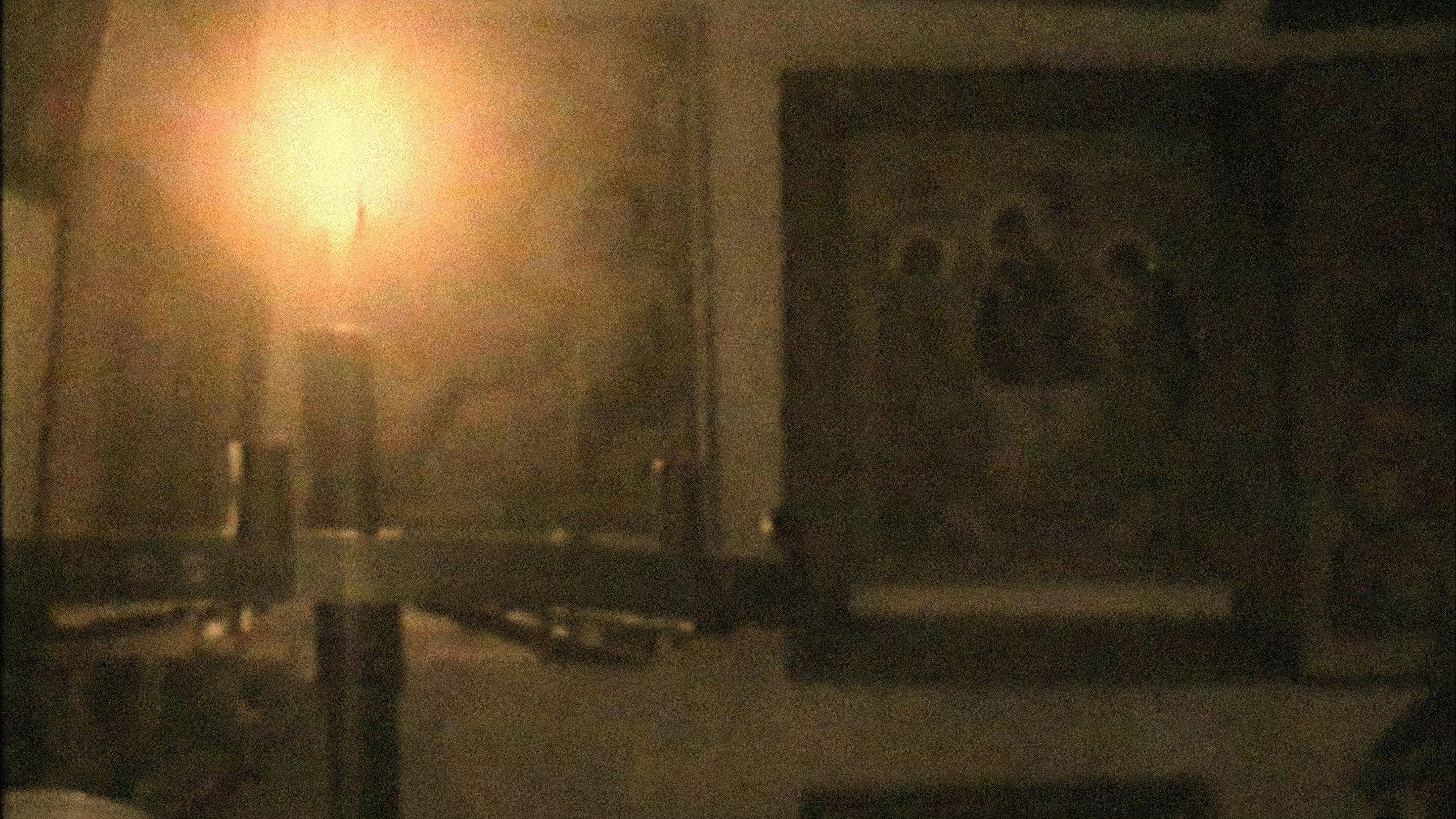 Cherveno  movie scene