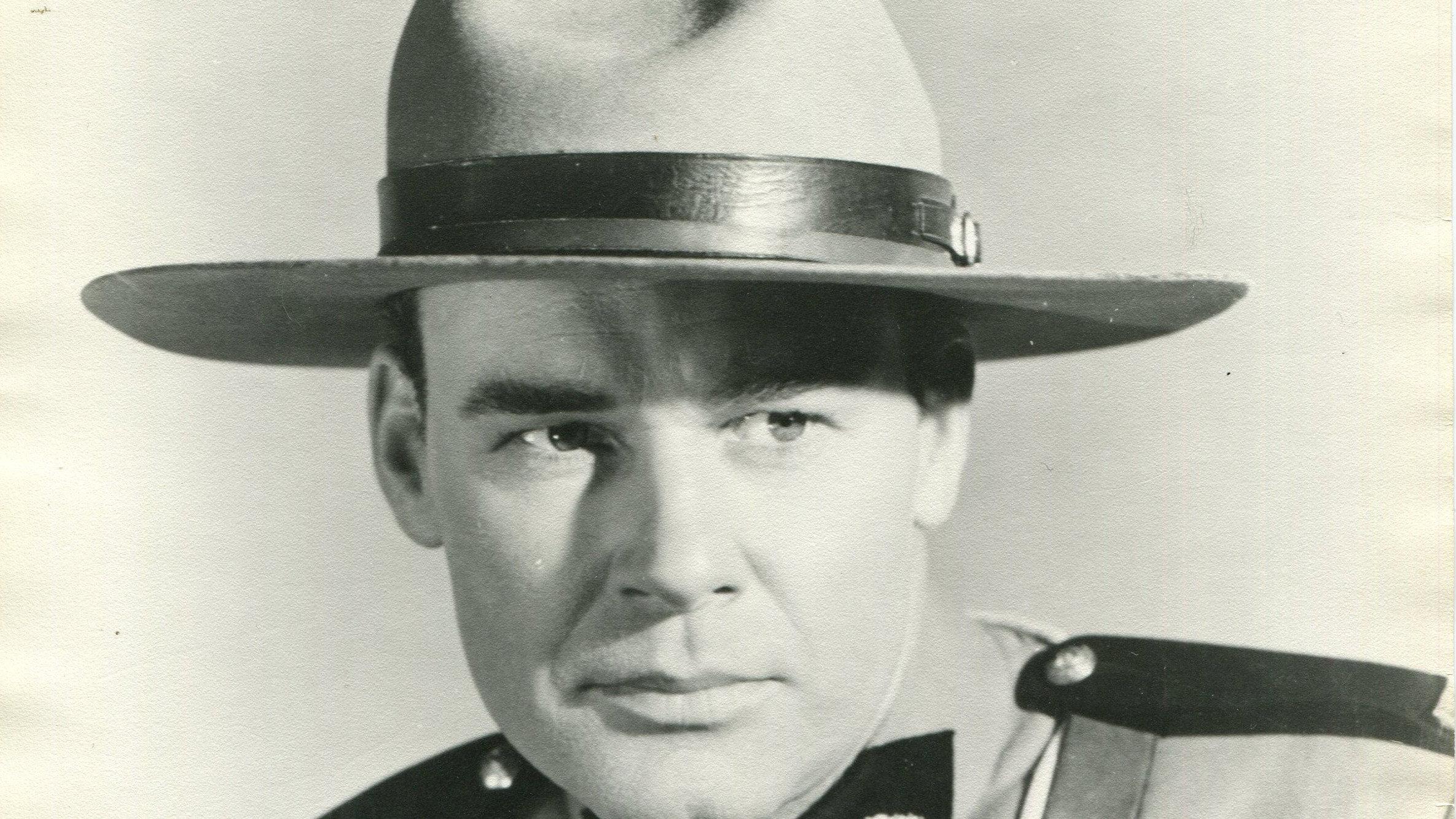 The Man from Montreal 1939 movie scene